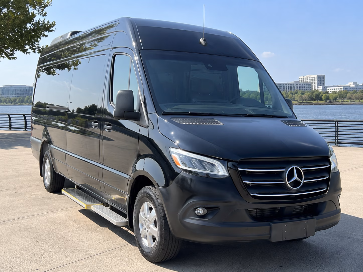 rent a bus for live music and private events around temecula