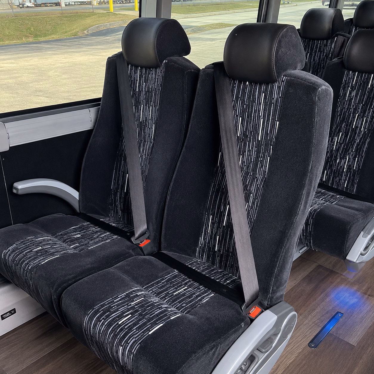 the bus type and amenities
